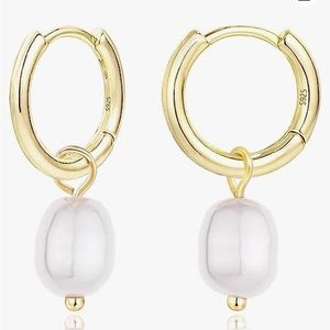 BRAND NEW 14K gold plated Sterling silver freshwater pearl dangle hoop earring